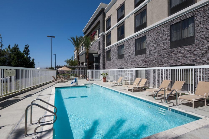 Imagen general del Hotel Hampton Inn Los Angeles-orange County-cypress. Foto 2