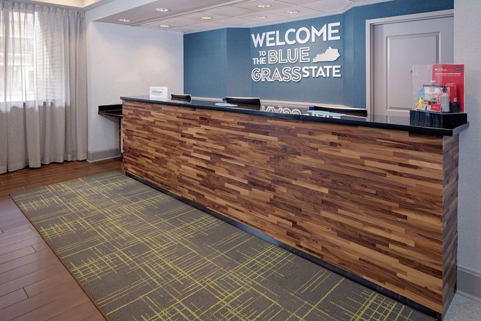 Imagen de los interiores del Hotel Hampton Inn Louisville Downtown. Foto 19