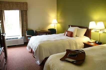 Imagen general del Hotel Hampton Inn Louisville I-65 @ Brooks Rd.. Foto 6