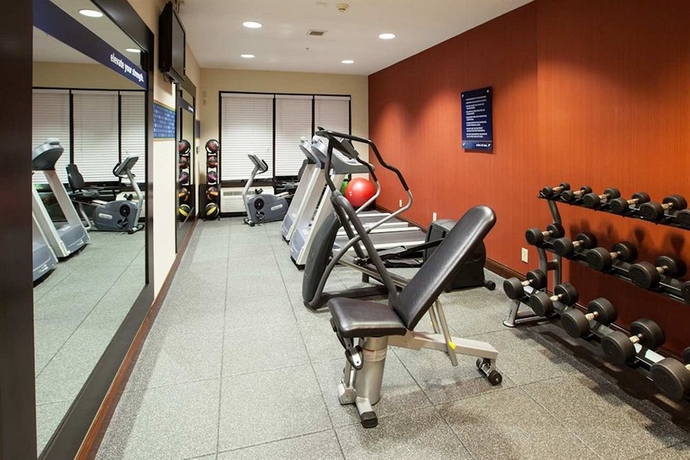 Imagen de los interiores del Hotel Hampton Inn Louisville - Northeast. Foto 7