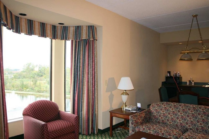 Imagen de los interiores del Hotel Hampton Inn Louisville - Northeast. Foto 11