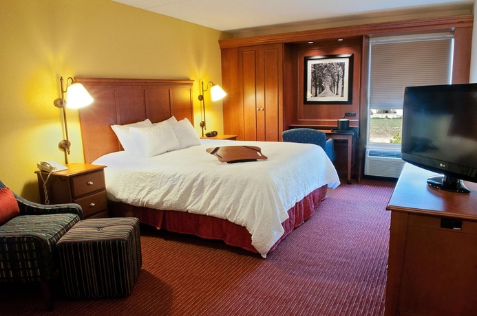 Imagen de la habitación del Hotel Hampton Inn Louisville-airport. Foto 13