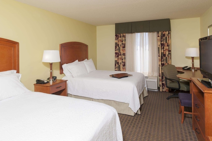Imagen de la habitación del Hotel Hampton Inn Macomb. Foto 10