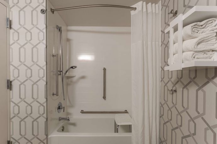 Imagen de la habitación del Hotel Hampton Inn Madison East Towne Mall Area. Foto 9