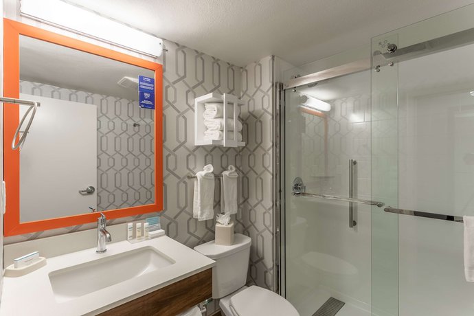 Imagen de la habitación del Hotel Hampton Inn Madison East Towne Mall Area. Foto 13