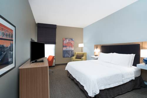 Imagen de la habitación del Hotel Hampton Inn Madison Huntsville Airport. Foto 2