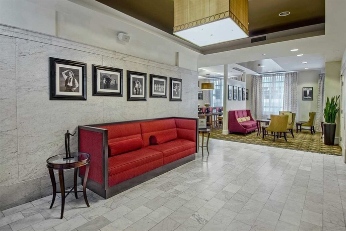 Imagen de los interiores del Hotel Hampton Inn Majestic Chicago Theatre District. Foto 15