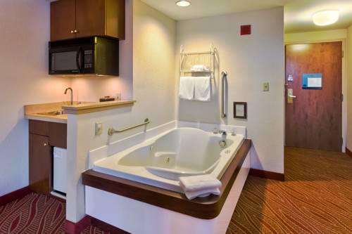 Imagen de la habitación del Hotel Hampton Inn Manheim. Foto 3