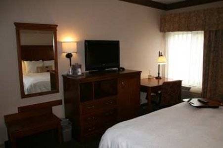 Imagen de la habitación del Hotel Hampton Inn Marion- Indiana. Foto 6