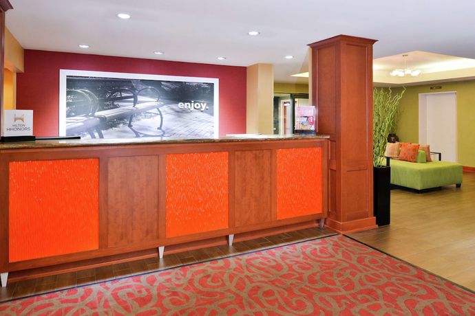 Imagen de los interiores del Hotel Hampton Inn Martinsburg. Foto 15