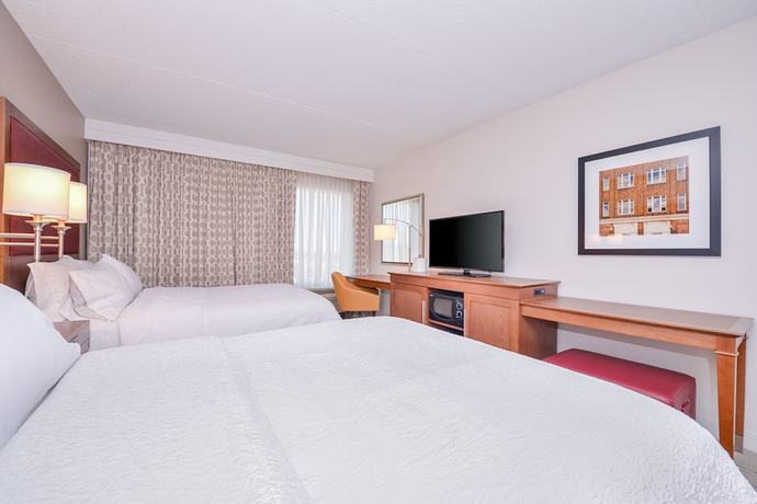 Imagen de la habitación del Hotel Hampton Inn Martinsburg. Foto 8