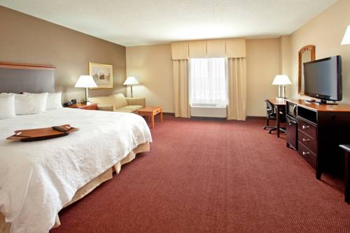 Imagen de la habitación del Hotel Hampton Inn Massillon. Foto 2