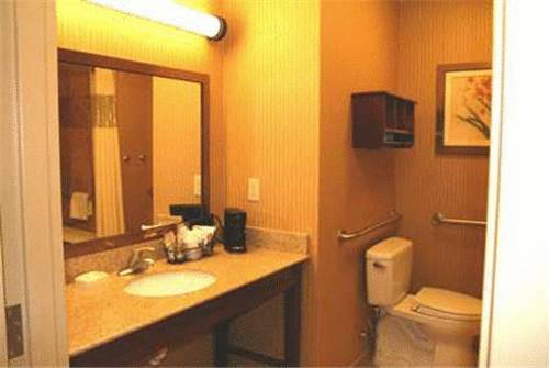 Imagen de la habitación del Hotel Hampton Inn Matamoras. Foto 3