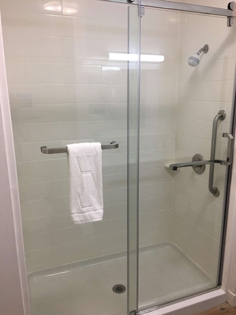 Imagen de la habitación del Hotel Hampton Inn Mcpherson. Foto 7