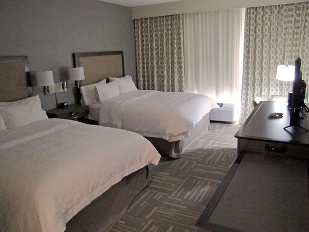 Imagen de la habitación del Hotel Hampton Inn Mcpherson. Foto 10