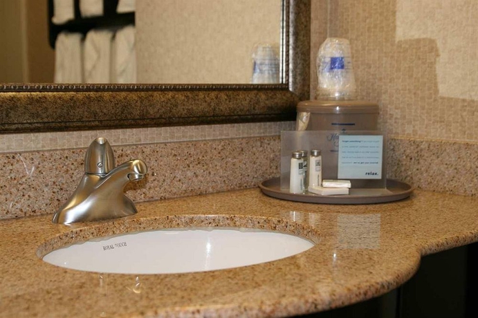 Imagen de la habitación del Hotel Hampton Inn Mebane. Foto 6