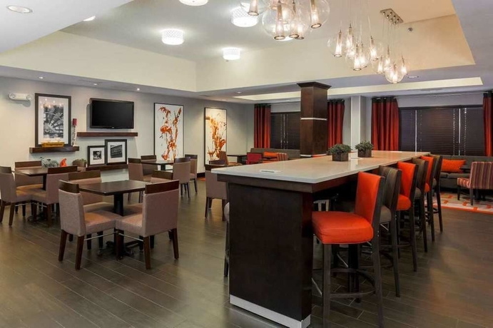 Imagen de los interiores del Hotel Hampton Inn Memphis-southwind. Foto 8