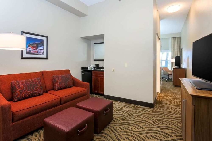 Imagen de los interiores del Hotel Hampton Inn Memphis-southwind. Foto 10