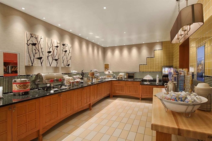 Imagen del bar/restaurante del Hotel Hampton Inn Middletown, Middletown. Foto 6