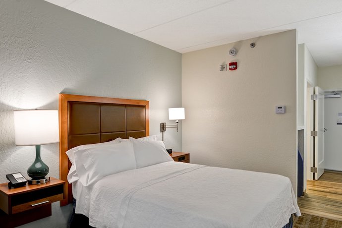 Imagen de la habitación del Hotel Hampton Inn Milford, Milford. Foto 7