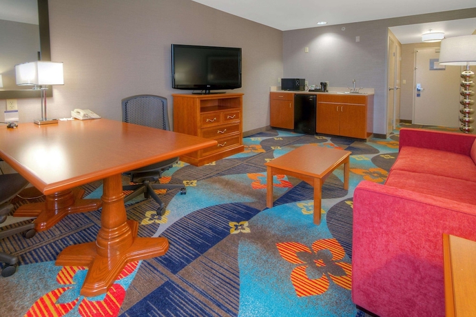 Imagen de la habitación del Hotel Hampton Inn Milpitas. Foto 8