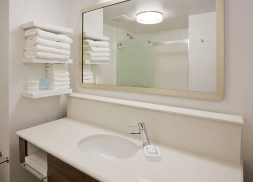 Imagen de la habitación del Hotel Hampton Inn Minneapolis Bloomington West. Foto 5