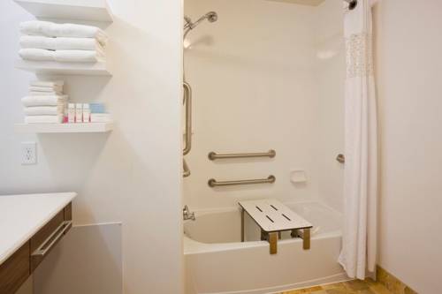 Imagen de la habitación del Hotel Hampton Inn Minneapolis Nw Maple Grove. Foto 4