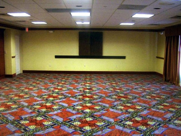 Imagen de los interiores del Hotel Hampton Inn Montgomery-south-airport. Foto 14