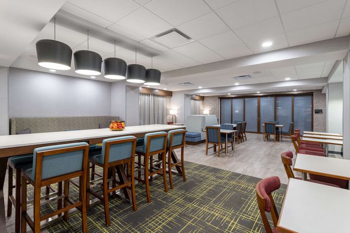 Imagen de los interiores del Hotel Hampton Inn Monticello, Monticello. Foto 19