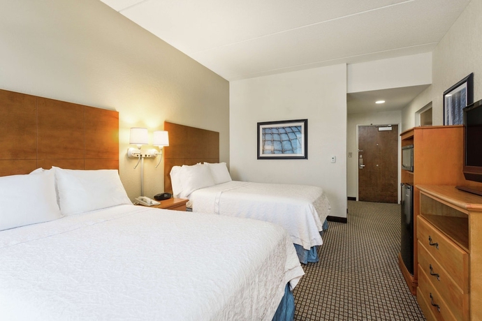 Imagen de la habitación del Hotel Hampton Inn Morehead City. Foto 3