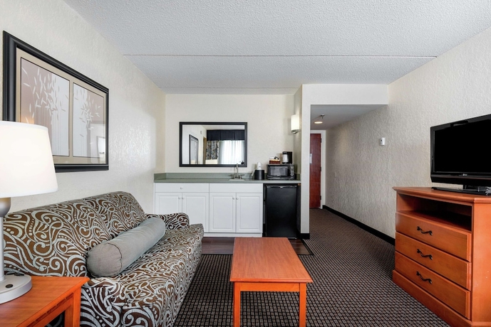 Imagen de la habitación del Hotel Hampton Inn Morehead City. Foto 6