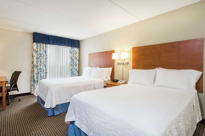 Imagen de la habitación del Hotel Hampton Inn Morehead City. Foto 14