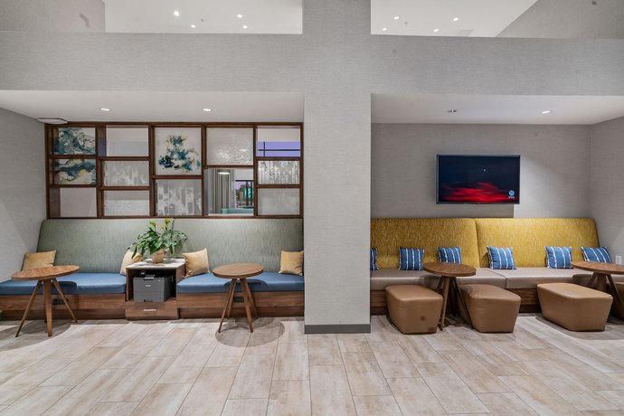 Imagen de los interiores del Hotel Hampton Inn Morro Bay. Foto 18