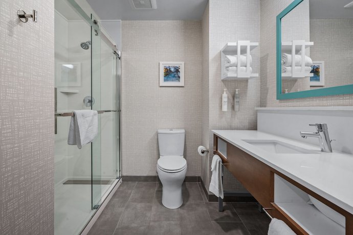 Imagen de la habitación del Hotel Hampton Inn Morro Bay. Foto 8