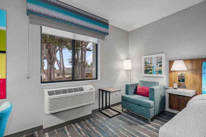 Imagen de la habitación del Hotel Hampton Inn Morro Bay. Foto 12