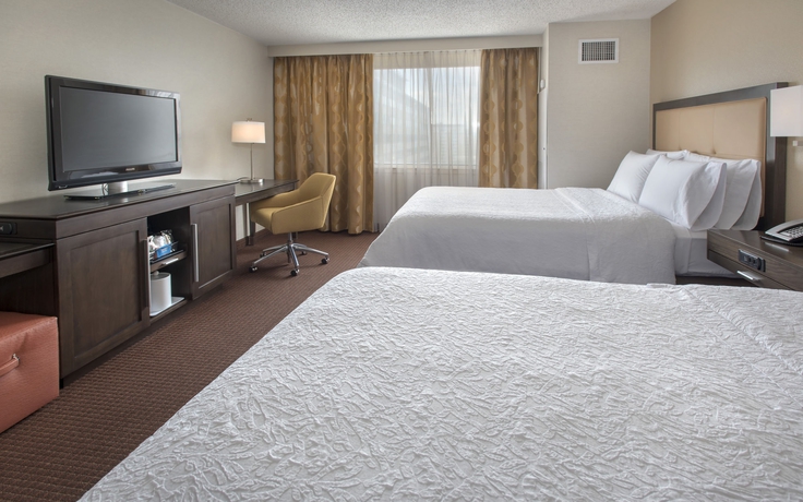 Imagen de la habitación del Hotel Hampton Inn NY-JFK. Foto 10