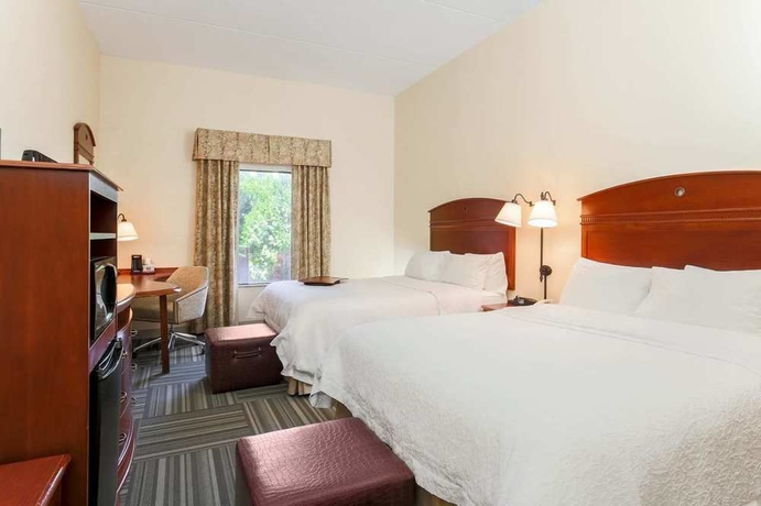 Imagen de la habitación del Hotel Hampton Inn Nanuet. Foto 7
