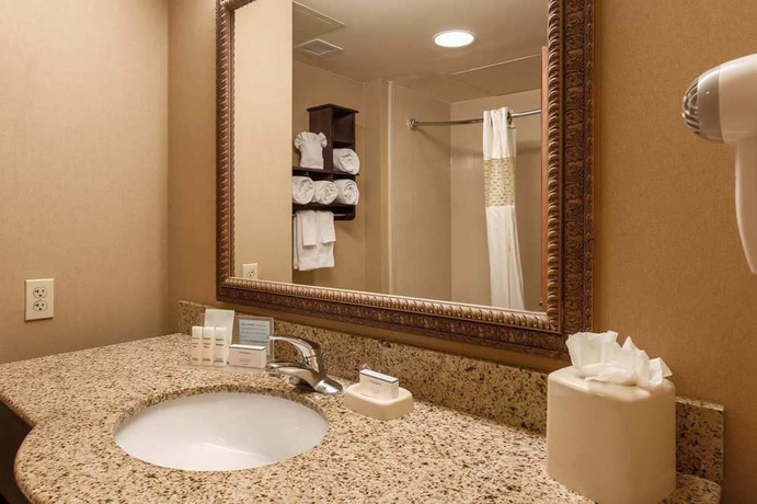 Imagen de la habitación del Hotel Hampton Inn Nanuet. Foto 10
