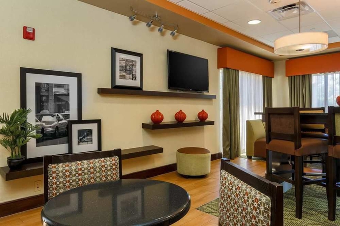 Imagen de la habitación del Hotel Hampton Inn Nanuet. Foto 11