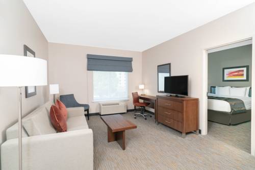 Imagen de la habitación del Hotel Hampton Inn Nashville Airport Century Place. Foto 6