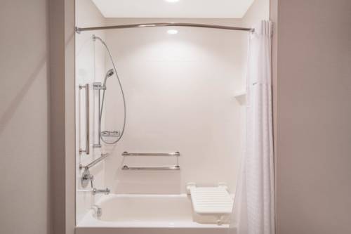 Imagen de la habitación del Hotel Hampton Inn Nashville Airport Century Place. Foto 8