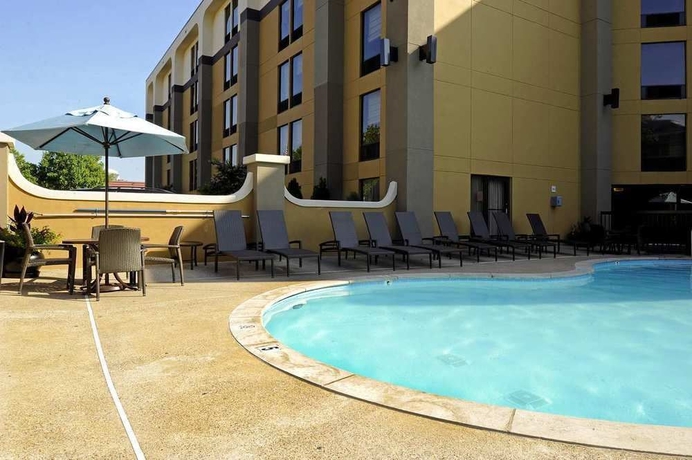 Imagen de la piscina del Hotel Hampton Inn Nashville/vanderbilt. Foto 16