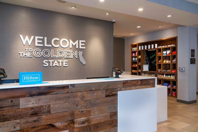 Imagen de los interiores del Hotel Hampton Inn Needles, Ca. Foto 18