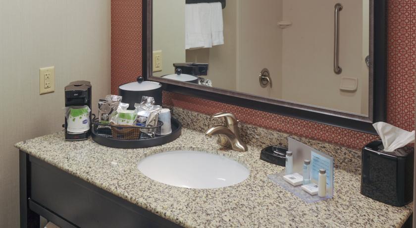 Imagen general del Hotel Hampton Inn Neptune/wall. Foto 18