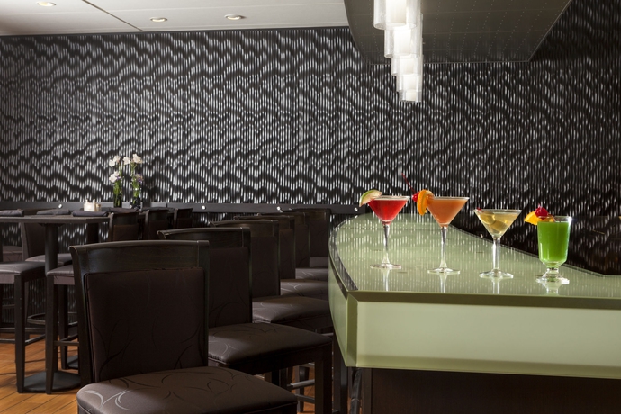 Imagen de la habitación del Hotel Hampton Inn Newark Airport. Foto 5