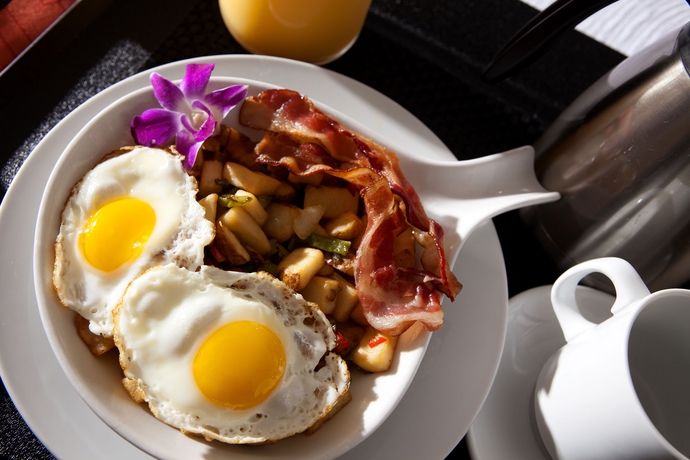 Imagen de la habitación del Hotel Hampton Inn Newark Airport. Foto 8