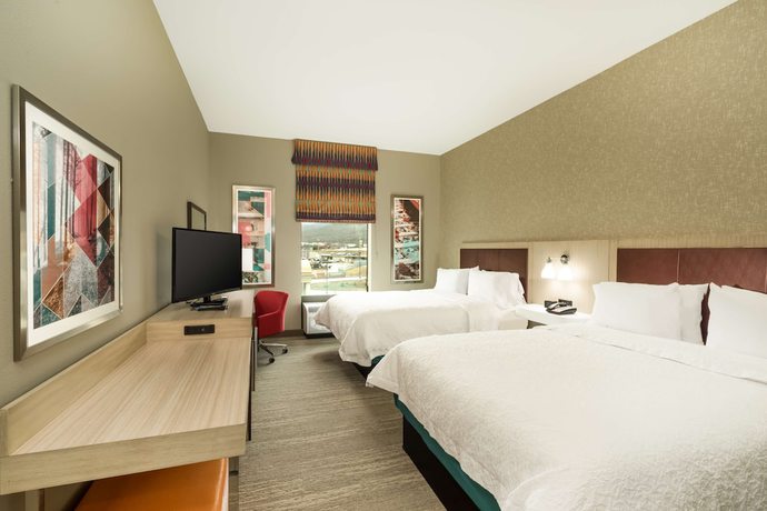 Imagen de la habitación del Hotel Hampton Inn Newport. Foto 5