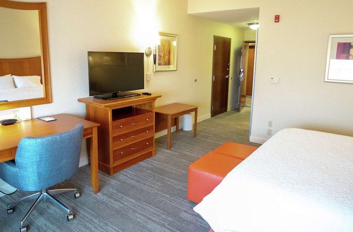 Imagen de la habitación del Hotel Hampton Inn Norco-Corona-Eastvale. Foto 6