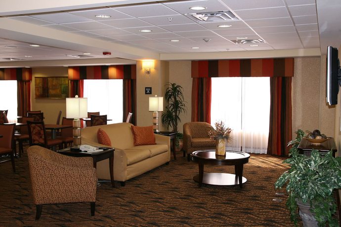 Imagen de los interiores del Hotel Hampton Inn Norco-Corona-Eastvale. Foto 20