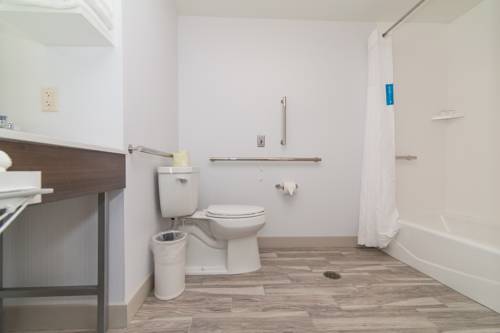 Imagen de la habitación del Hotel Hampton Inn Norwich. Foto 2
